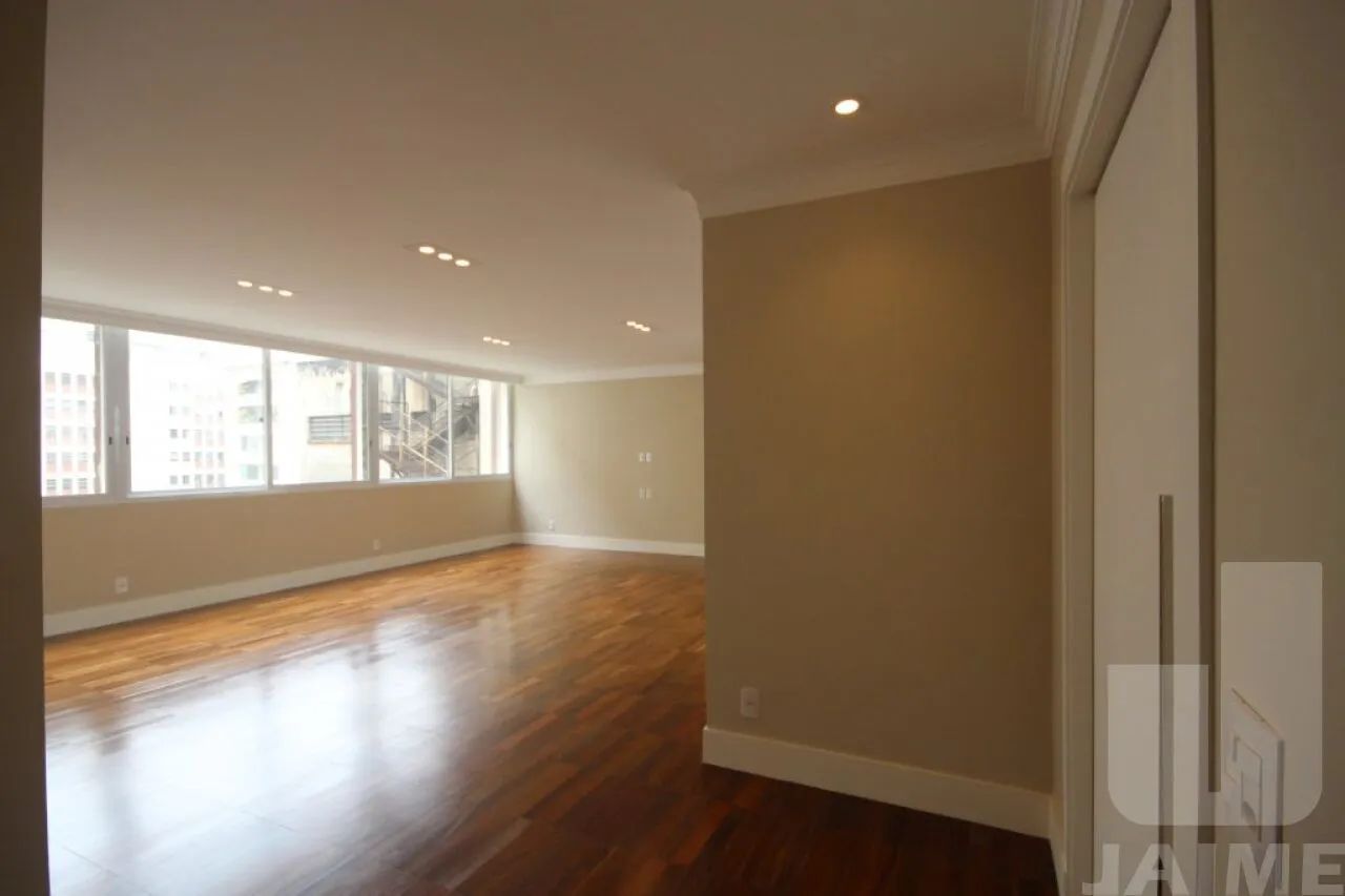 Apartamento 3 dormitórios e 2 vagas em Higienópolis. - Foto 4