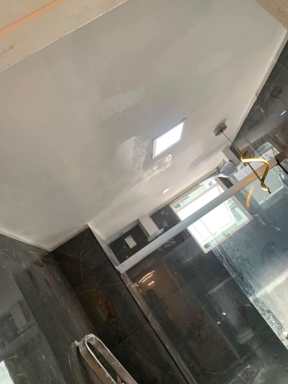 Aluga-se apartamento recém reformado  - Foto 5