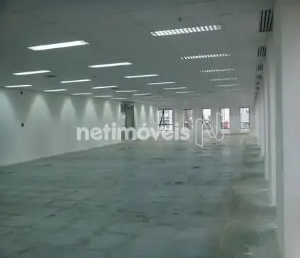 Aluga se Conjunto Comercial no Itaim com 536.60m2