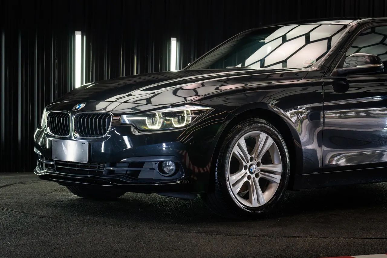 BMW 320I 320i 2018 - Foto 3