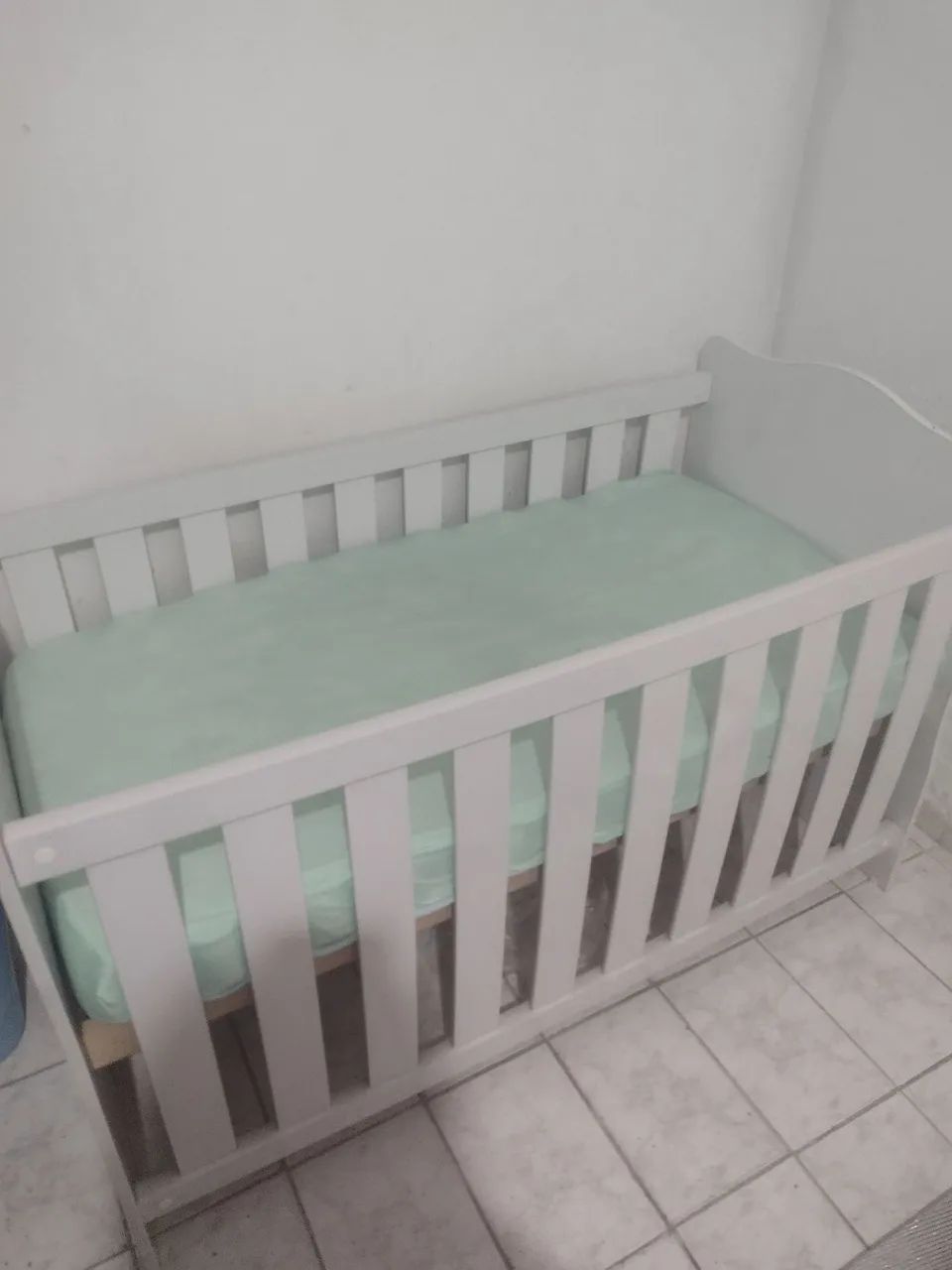 Berço com colchão em excelente estado. - Foto 3