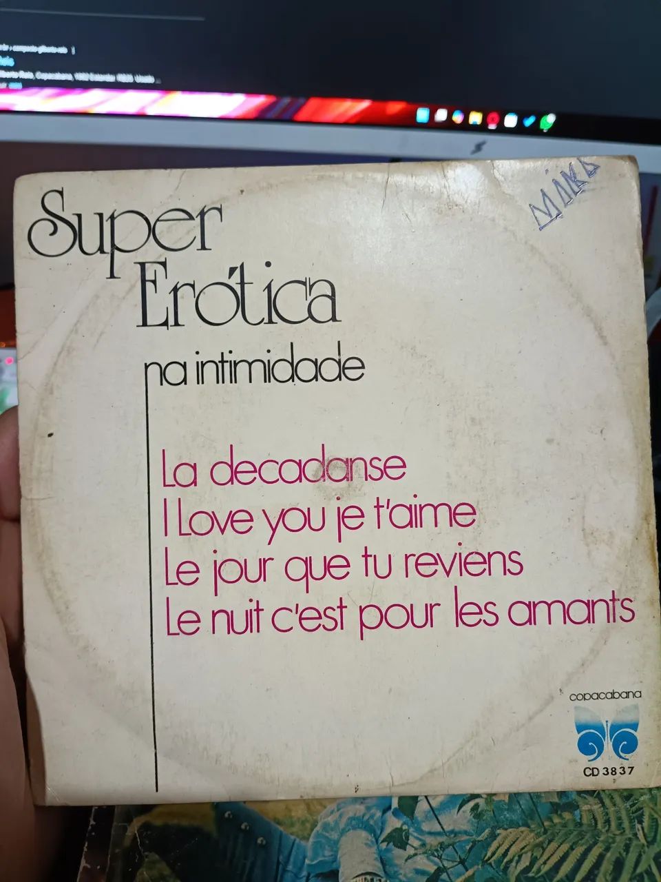 29 disco pequeno de vinil  - Foto 4