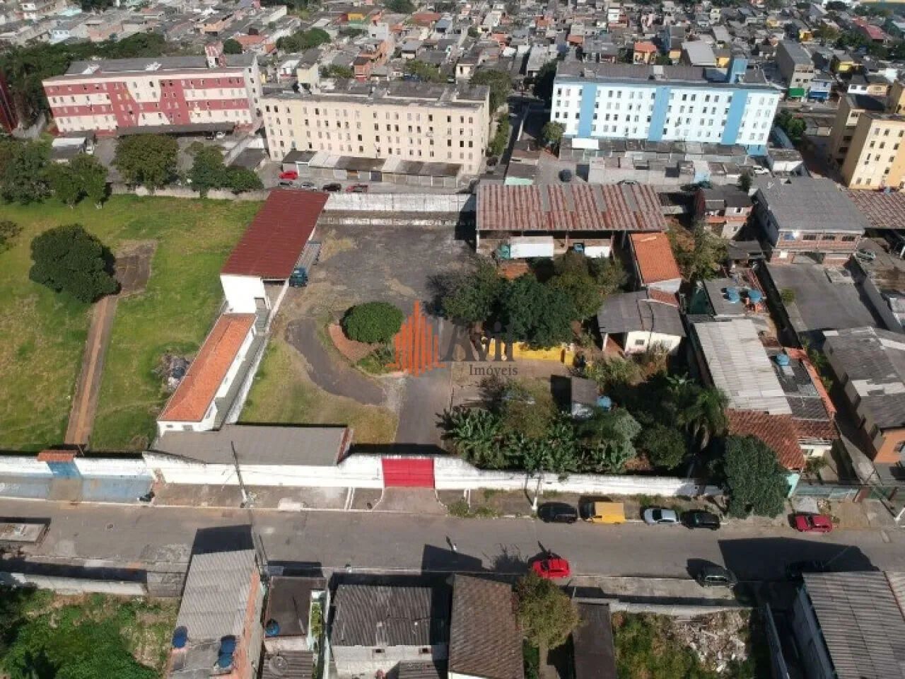 Galpão Comercial 940m² à Venda em Tiradentes