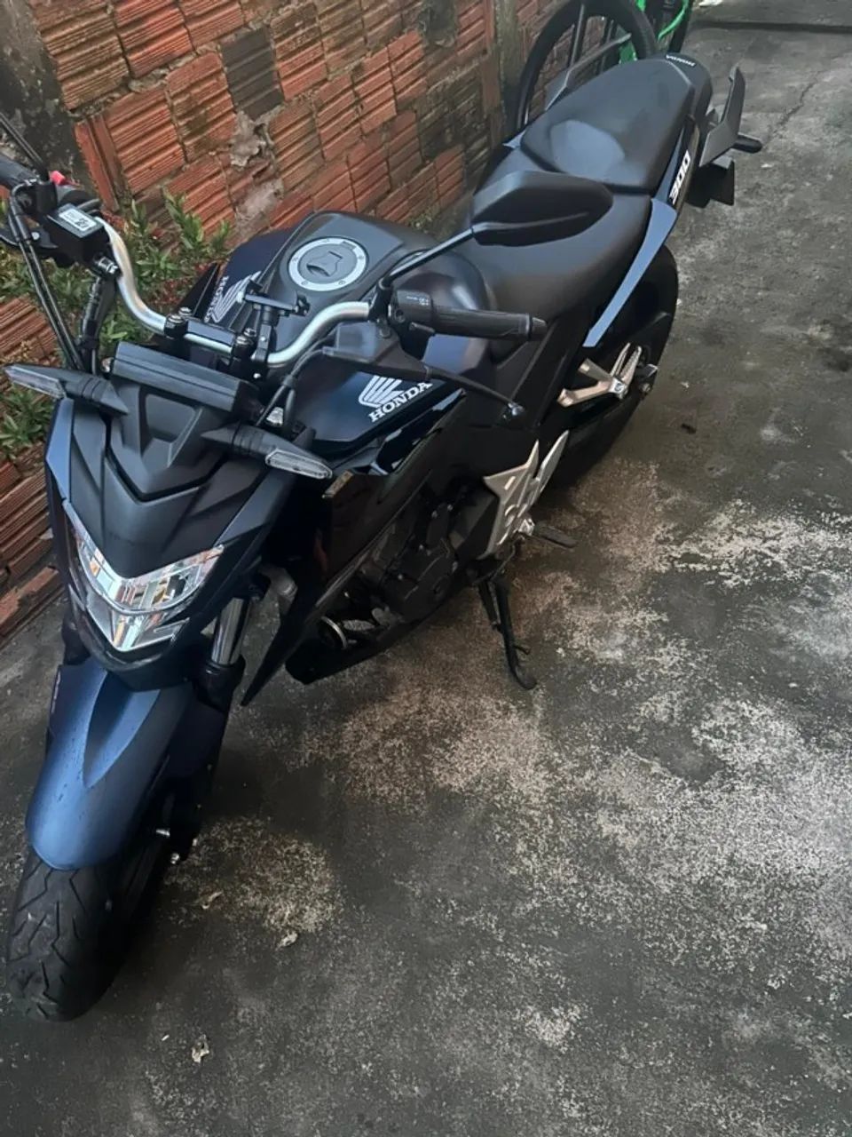 CB 300F ABS 2025 - Foto 3