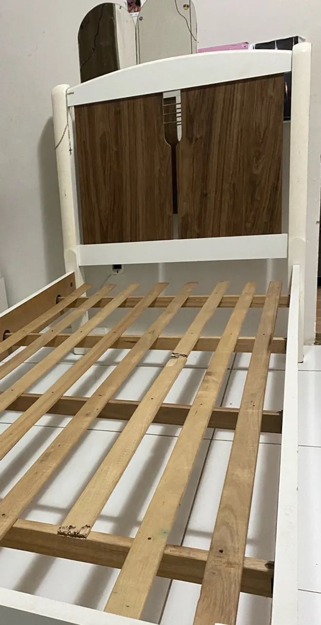 Cama Solteiro Usada