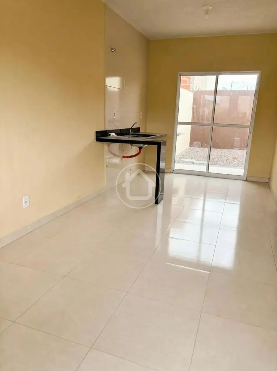 CASA COM 2 QUARTOS E 1 BANHEIRO SOCIAL - Foto 5