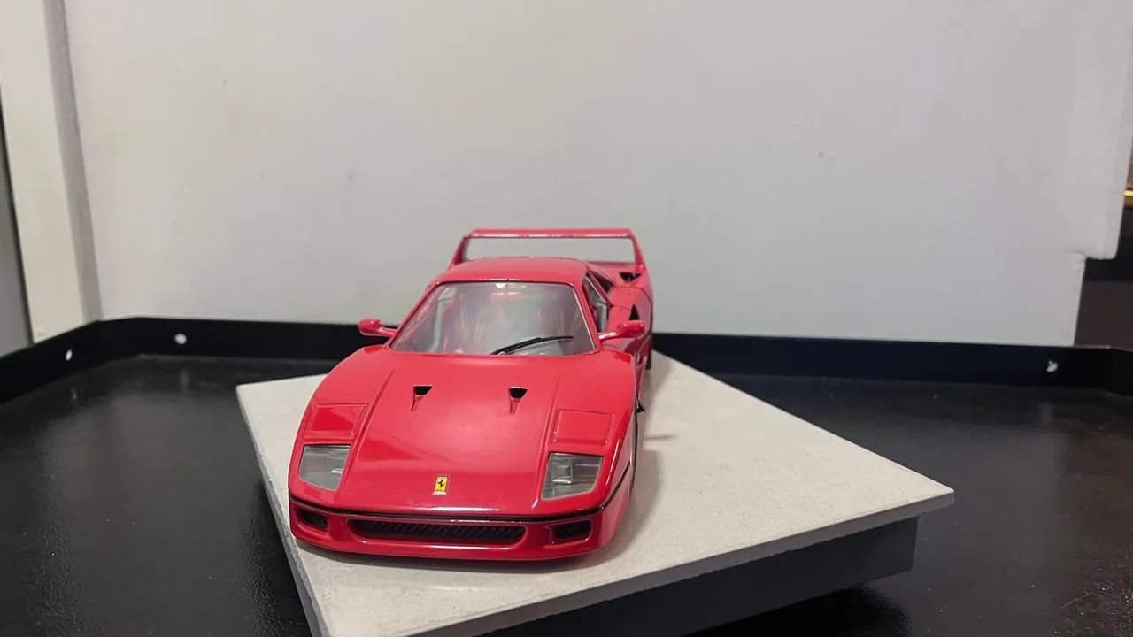 Ferrari F40 1/18 Raridade - Brinquedos e Jogos - Cruzeiro Novo