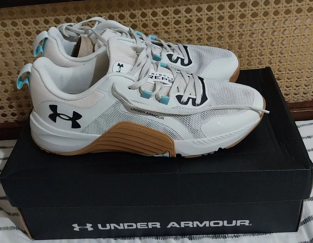 Tenis Under Armour 40 - Foto 2