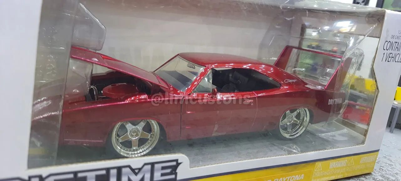 Jada toys 1:24 - Dodge Daytona Cereja  - Foto 2