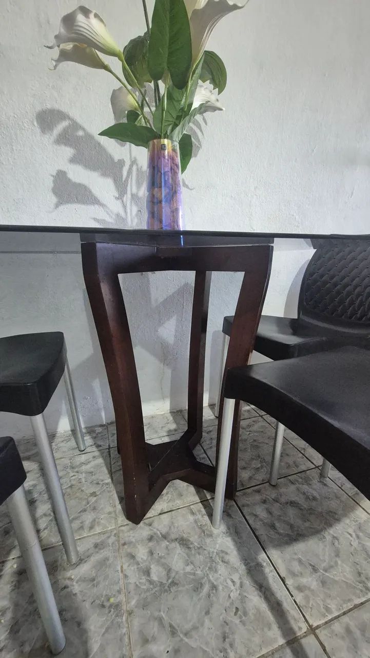 Mesa retangular com 4 cadeiras  - Foto 4