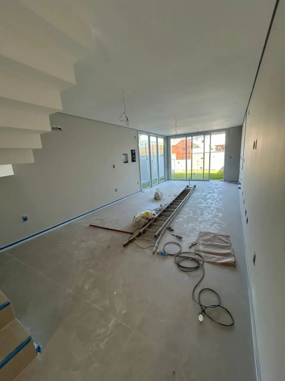 Casa 3 Quartos com Terraço no Morro das Pedras  180m² a 500m da Praia - Foto 2