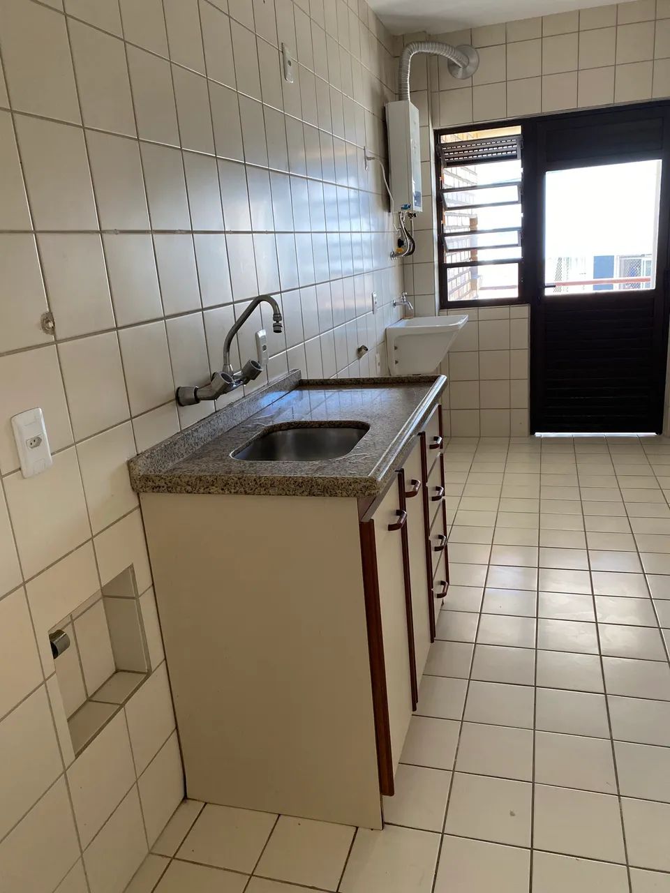 Lindo apartamento 2 Q (suíte) a 50 metros da UFSC  - Foto 5