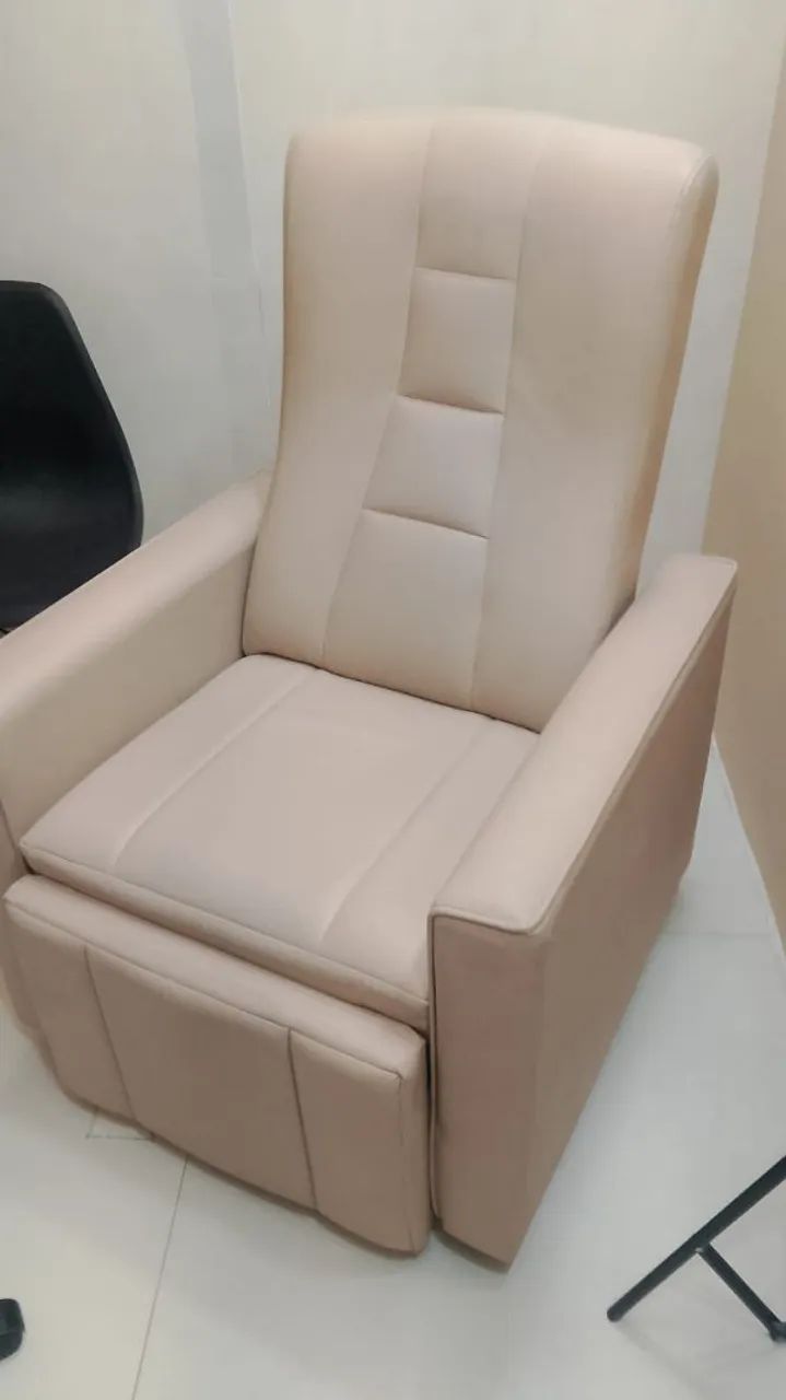 Cadeira do papai semi nova 