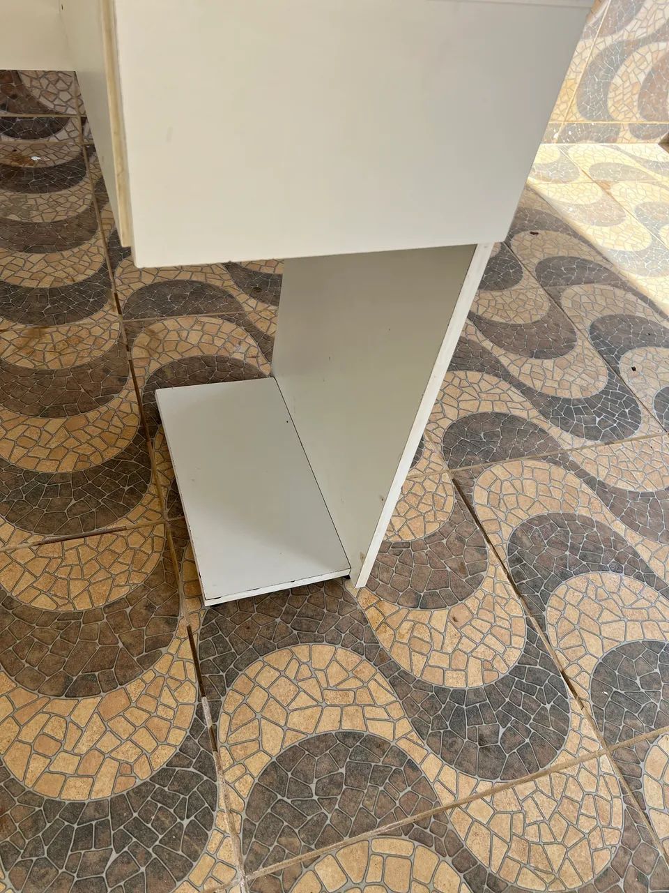 Escrivaninha ou mesa com gaveta ( usada) - Foto 3