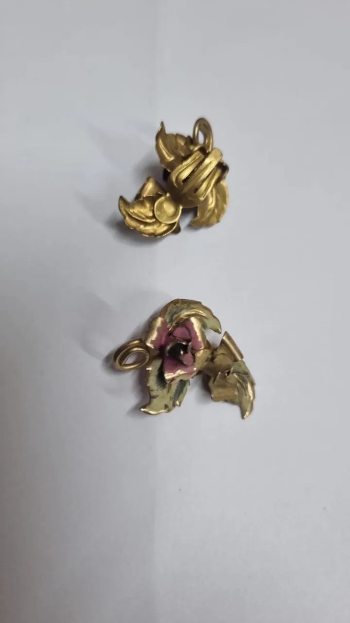 Brincos Vintage Florais - Clipe Dourado - Foto 2