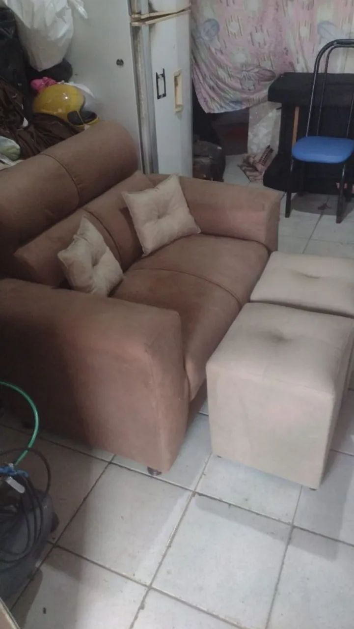 Kit sofá de 2 lugar 2 puf e 2 almofada  - Foto 2