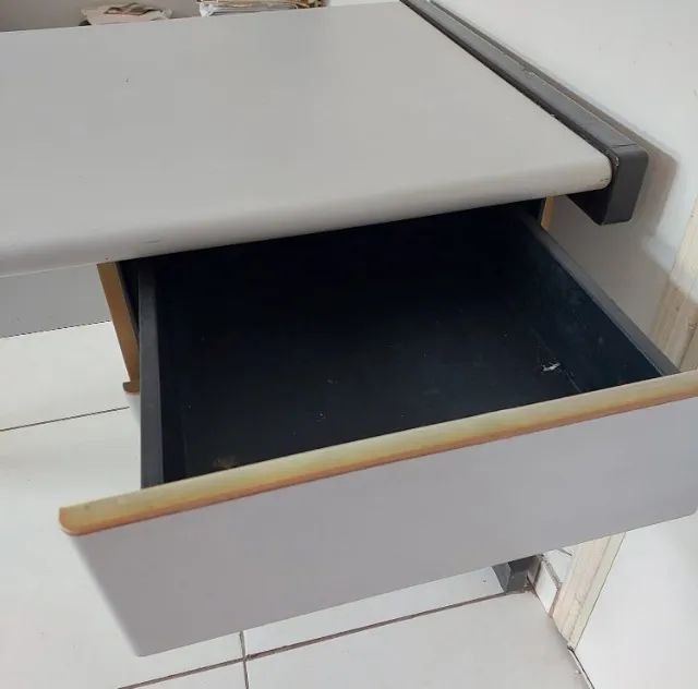 Vendo Mesa de Escritório - R$ 100,00
