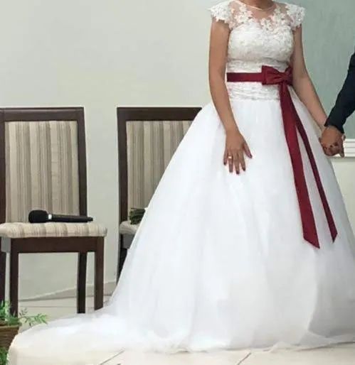 Vestido de Noiva em Otimo Estado - Foto 3