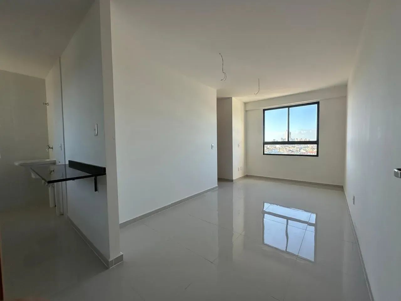 Apartamento novo com dois quartos sendo um suíte - Foto 2