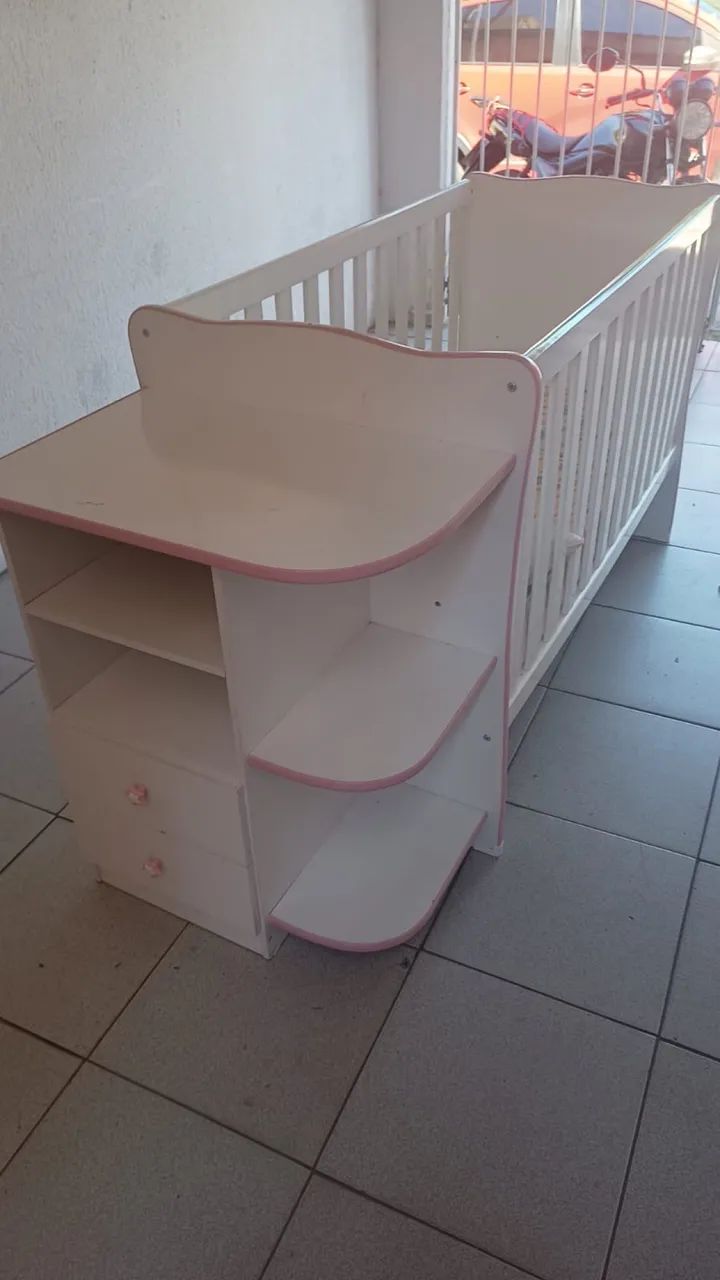 Berço com cômoda 
