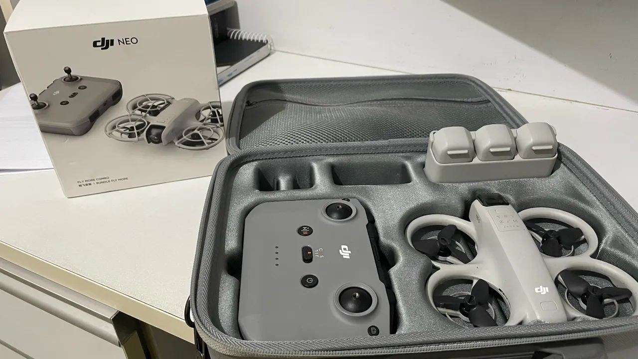 DJI NEO KIT FLY MORE + lentes