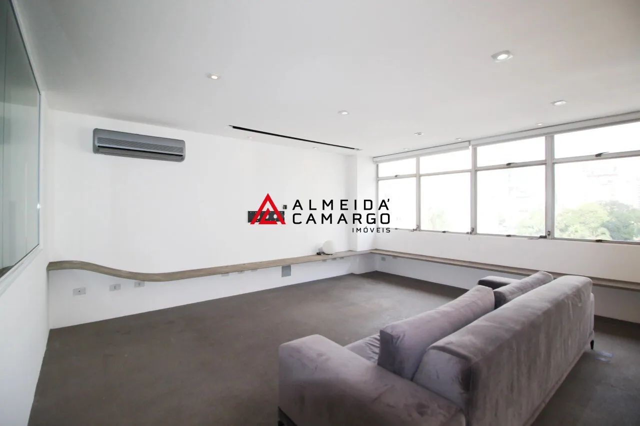Apartamento Itaim Bibi 230m² 4 dormitórios sendo 2 suítes 2 vagas - Foto 2