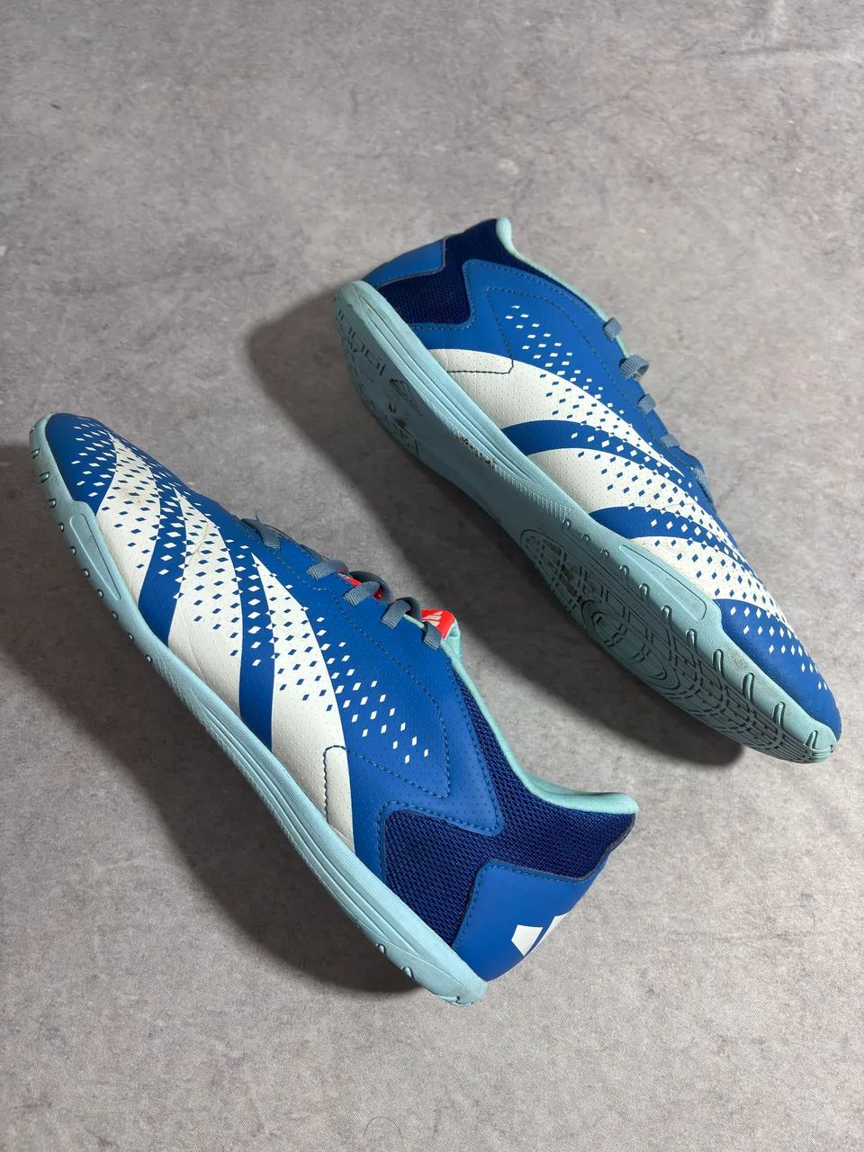 Chuteira de futsal Adidas predator TAM 43 - Foto 2