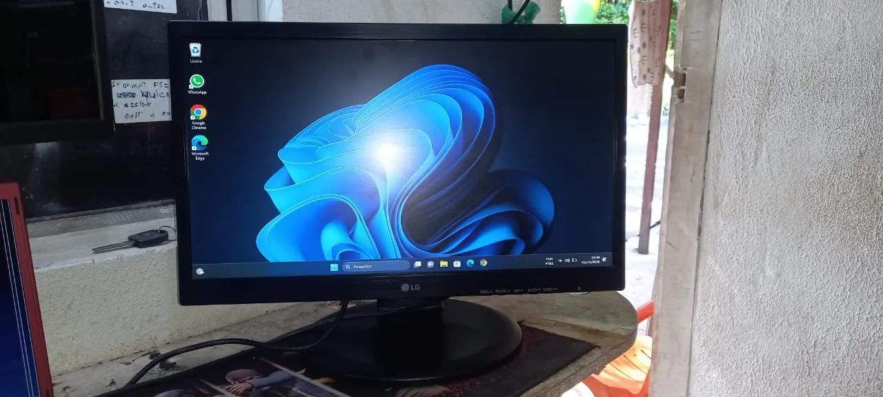 Monitor de 20" polegadas da LG 