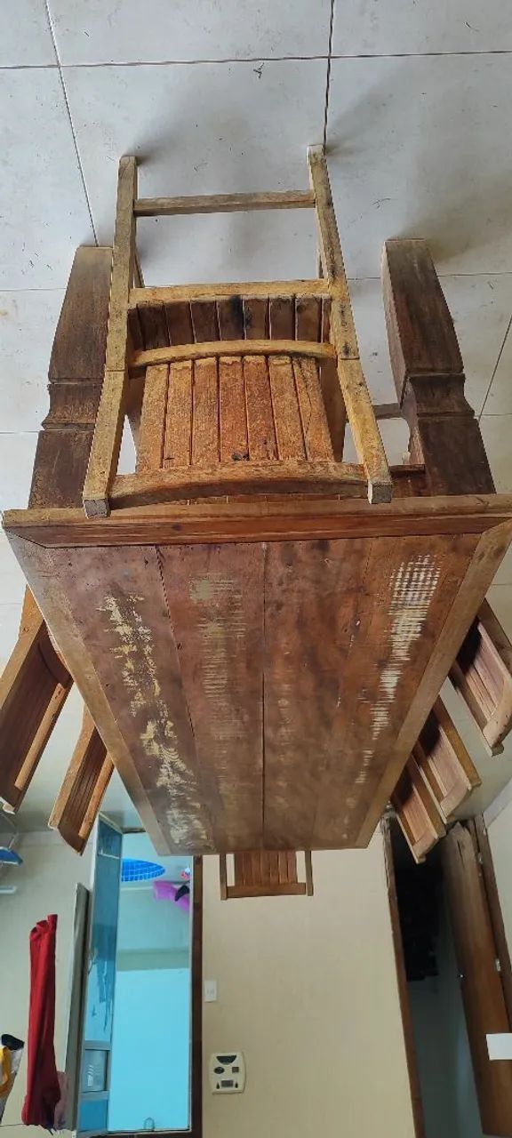 Conjunto mesa e cadeiras madeira de demolição COMPLETO! - Foto 4