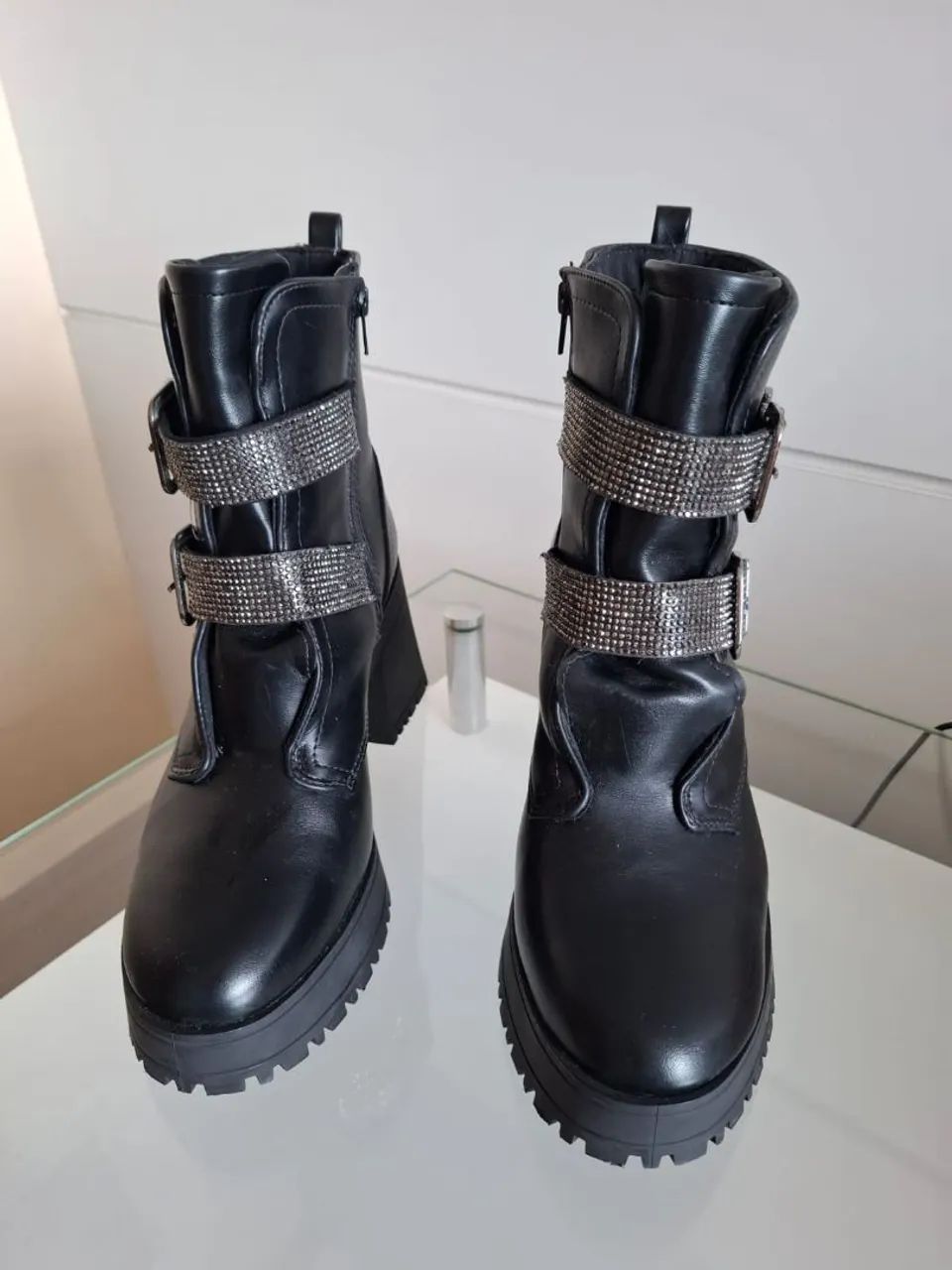 Bota Vizzano nr 37