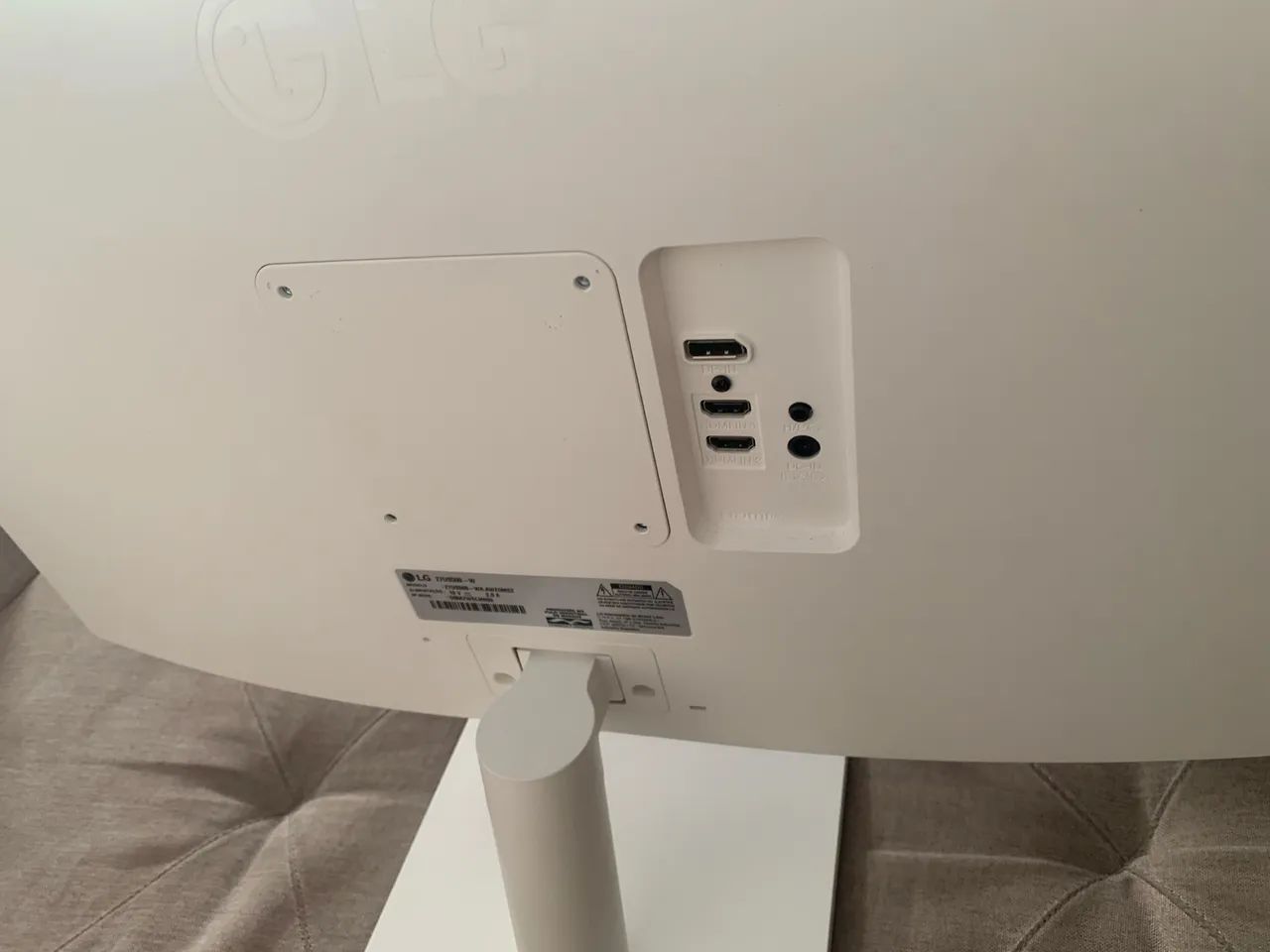 Monitor LG 4K Ultrafine 27polegadas - Foto 2