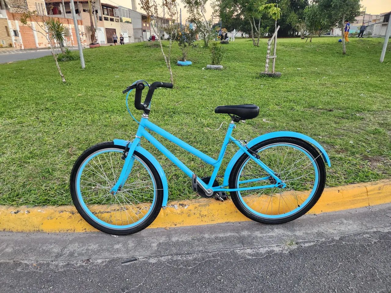 Bicicleta aro 26 linda azul bebê  - Foto 4