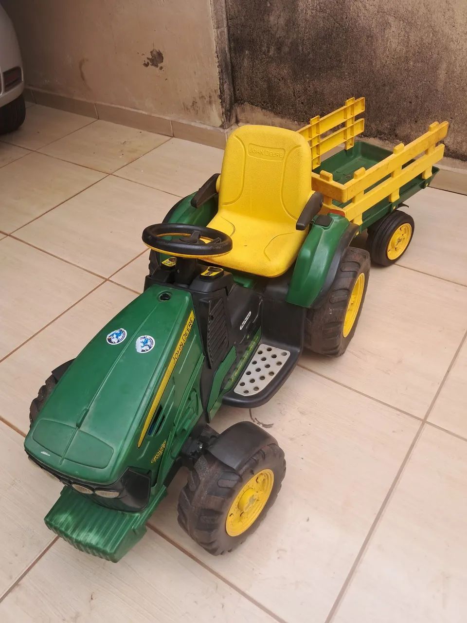 Trator eletrico infantil john deere - Foto 4