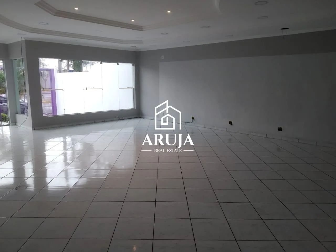 Prédio Comercial com 376 m², 5 Dormitórios, 1 Suíte, 5 Banheiros e 7 Vagas - Foto 4