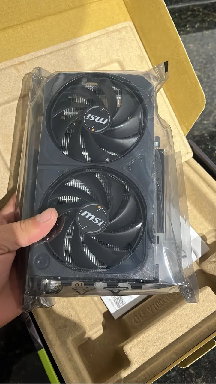 Placa de Video GEFORCE RTX 5060 MSI Shadow 2X OC, 8GB, GDDR7 - Foto 2