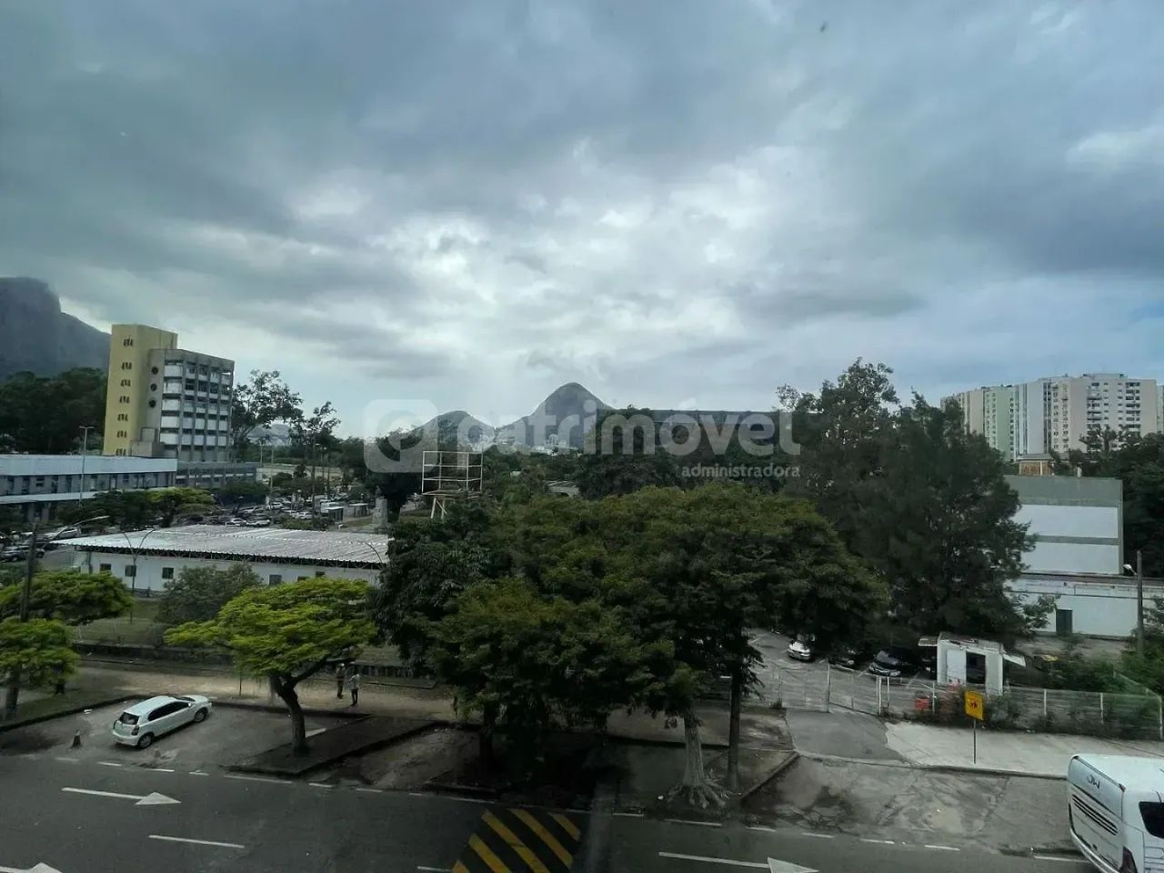 Andar Comercial no bairro Leblon com área de 70m², 1 sala ampla e 1 banheiro, com vista pa - Foto 5