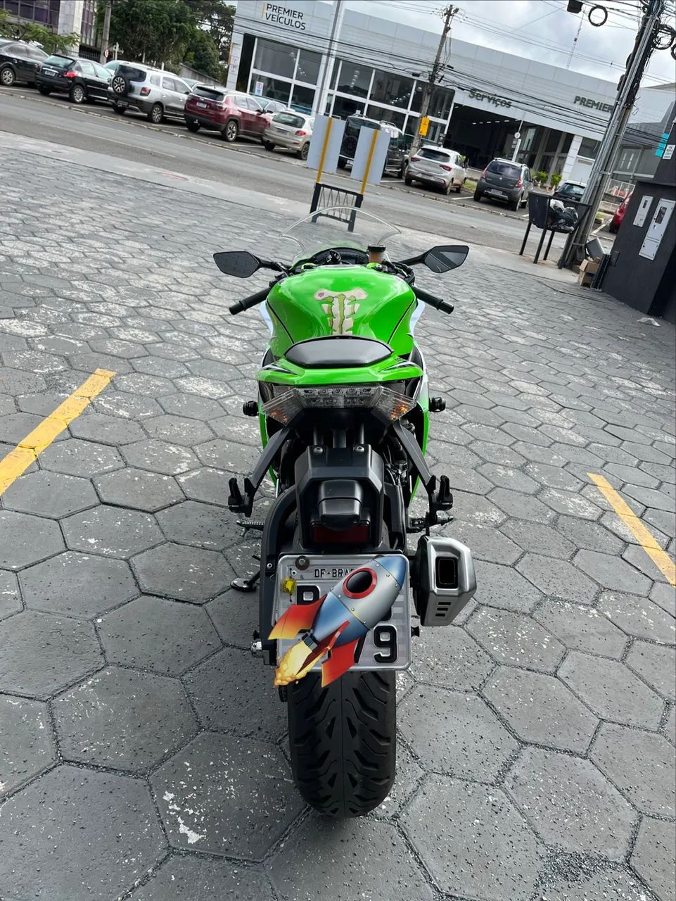 Kawasaki Zx-10/ Zx-10r 1000cc 2015 - 1490177611 | OLX
