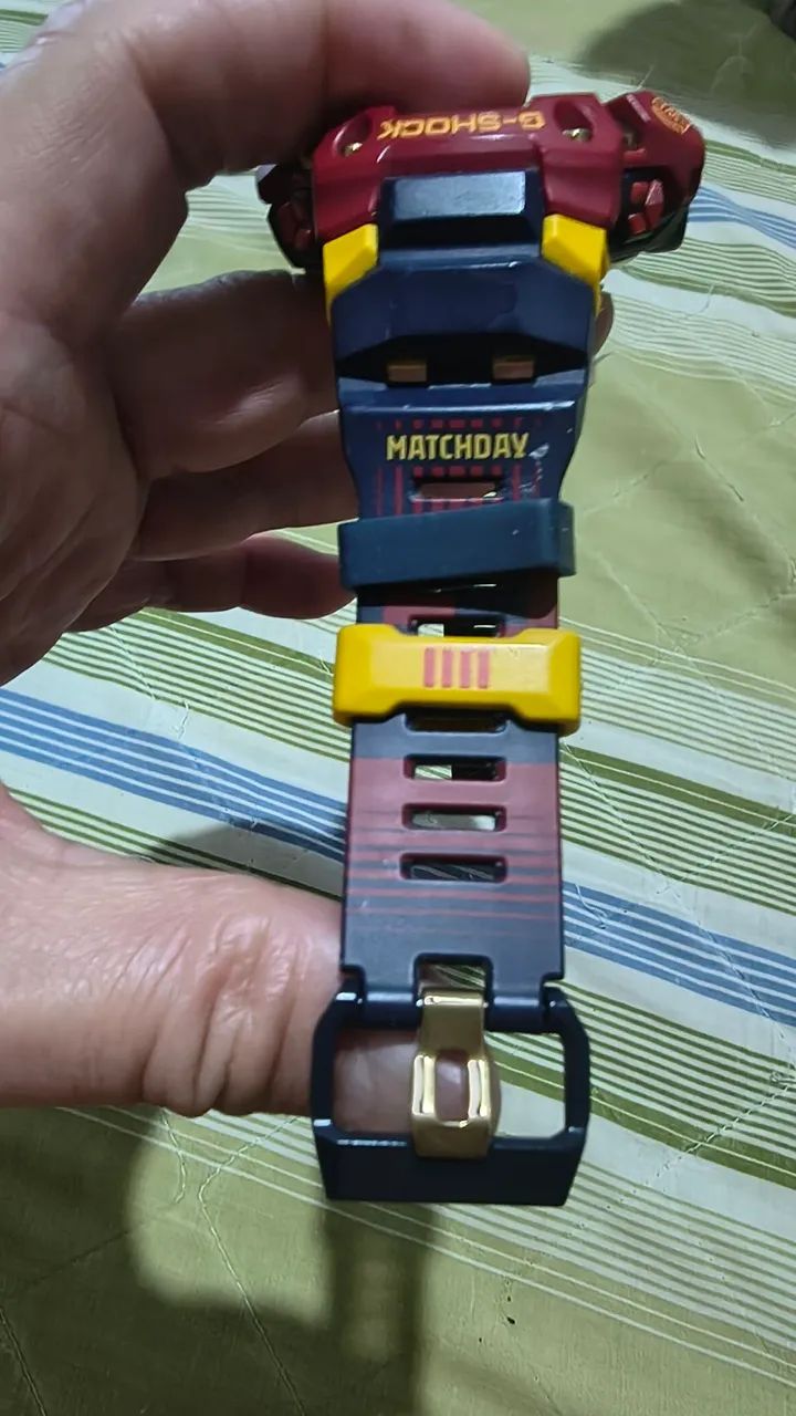 Relógio Casio G-Shock GBD-H1000BAR "Barcelona" - Foto 2