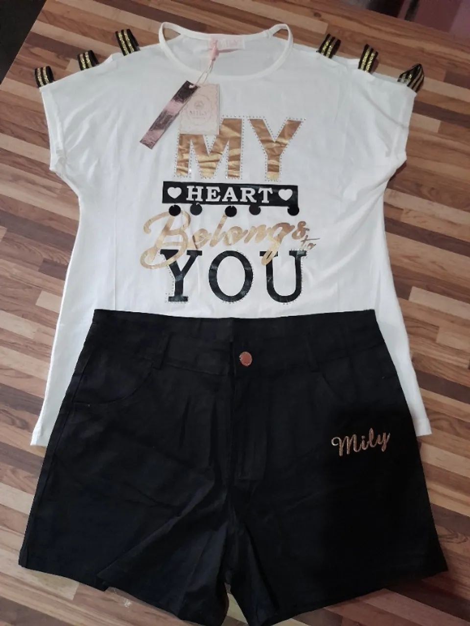 Conjunto juvenil Mily,tamanho 14 novo!