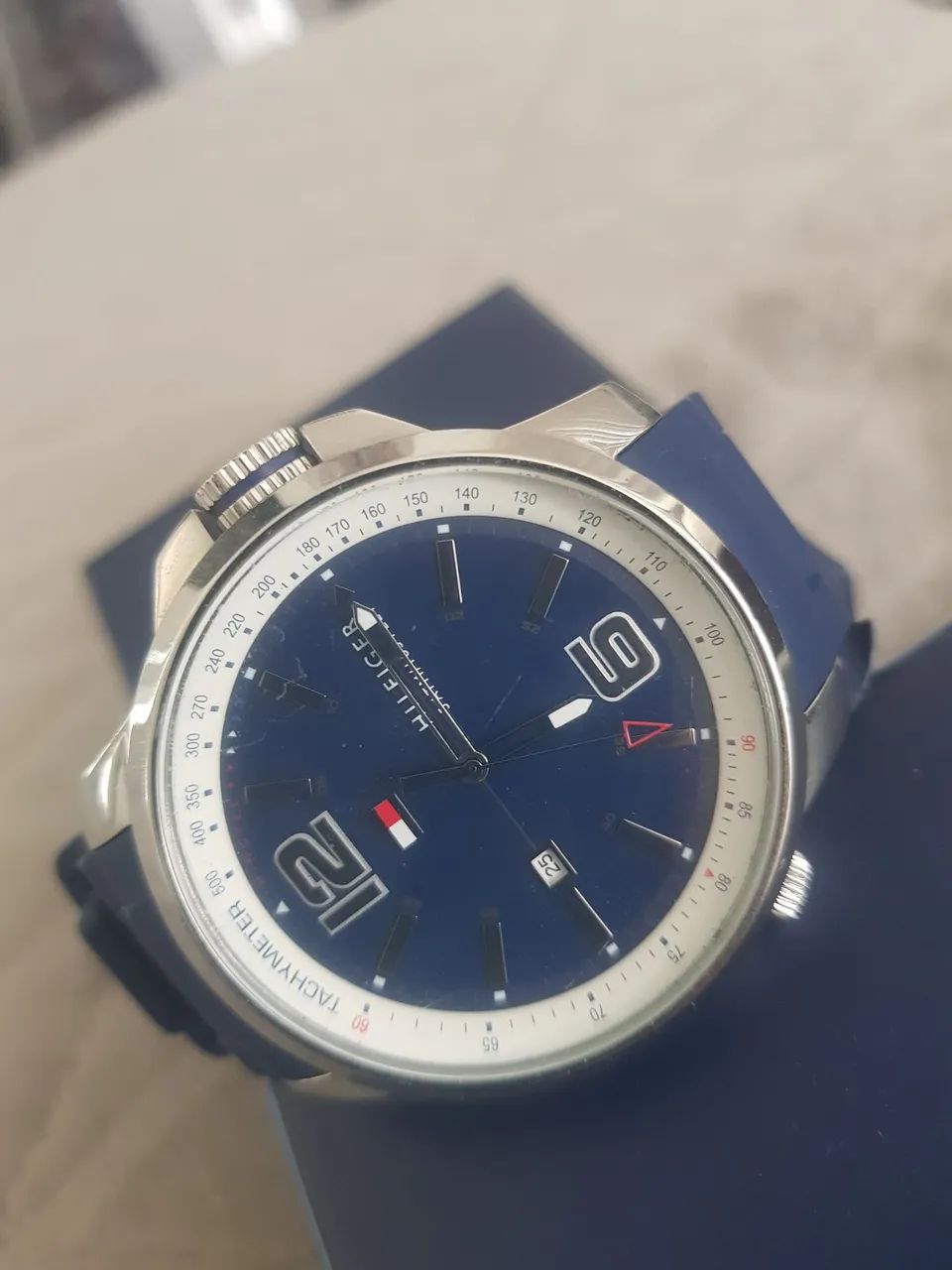 Vendo um lindo relógio da Tommy original. - Foto 3
