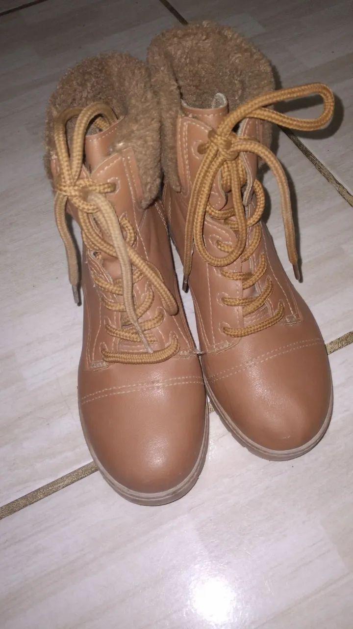 Bota juvenil