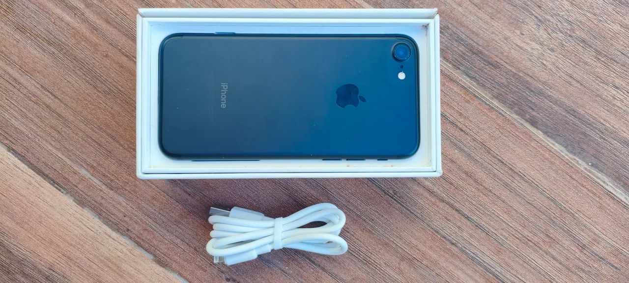 ? iPhone 7 32 GB - Preto | Excelente Estado - Foto 2