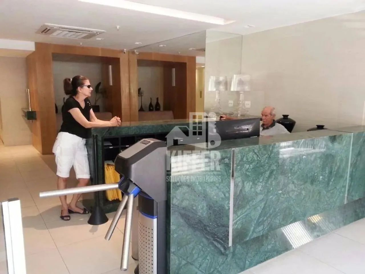 Sala Comercial com 30m² e Vaga no Coração de Icaraí  Oportunidade Única! - Foto 4