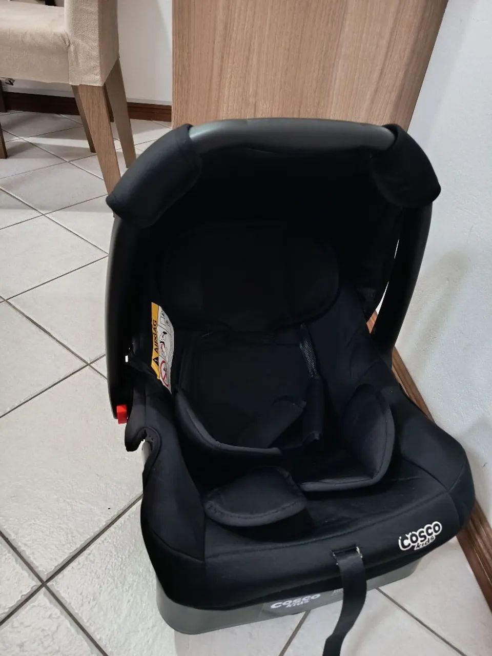 Bebê conforto Cosco Wizz + base de fixação  - Foto 2