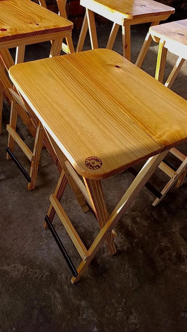 Mesa bistrô, mesa de bar. 