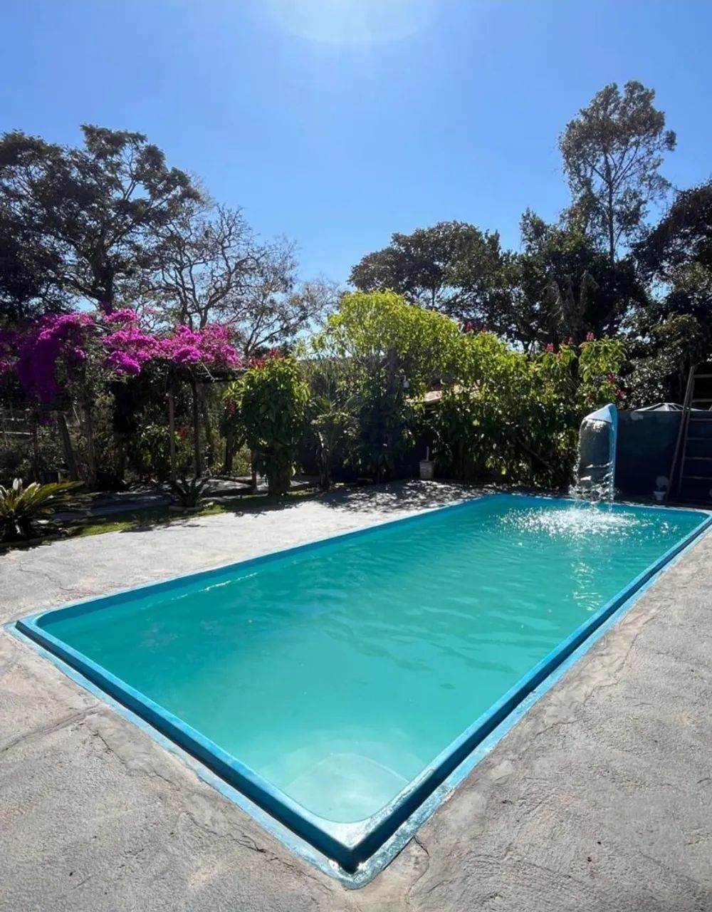 LINDA CHÁCARA COM CASA E PISCINA 
