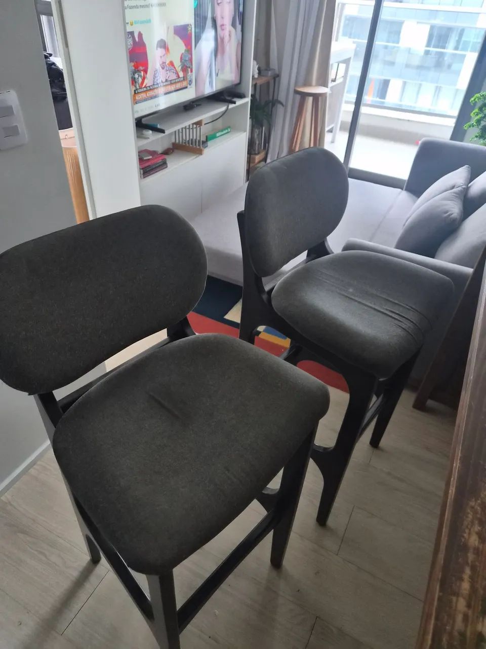 Bancada de Madeira + 2 Banquetas - Foto 5