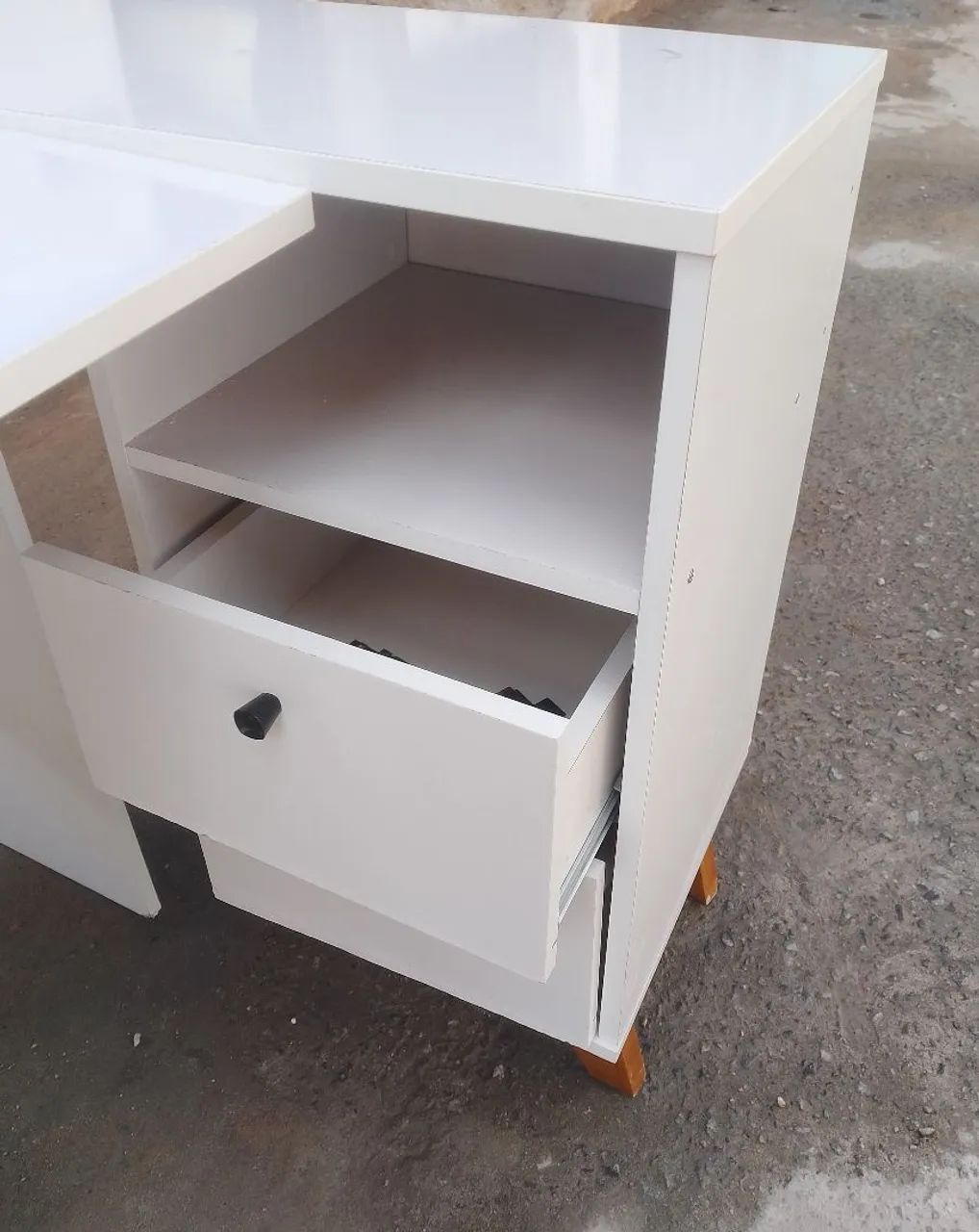 Mesa de escritório em L - Foto 3