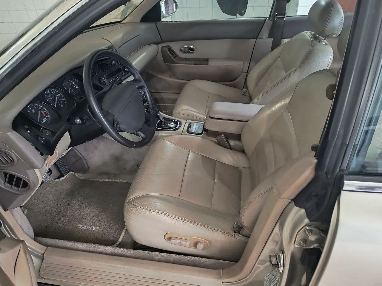 Mazda 929 V6 AUT 1995 - Foto 4