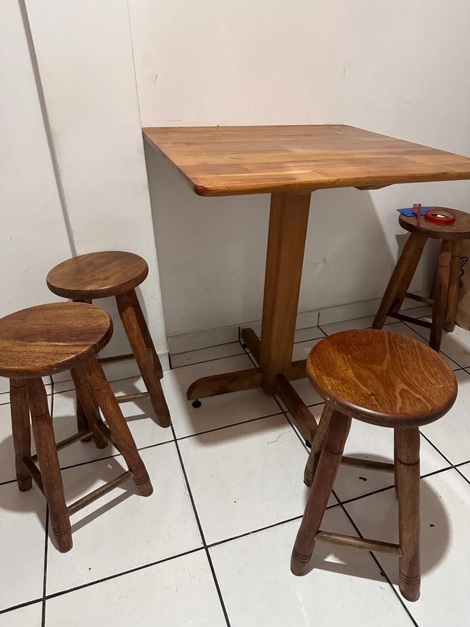 Mesa 4 bancos  - Foto 2